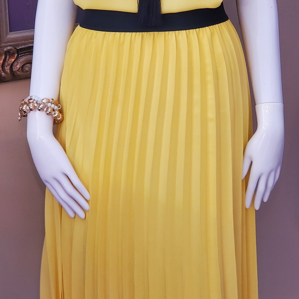 Yellow Pleated Skirt